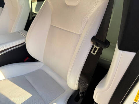 2022 Tesla Model X