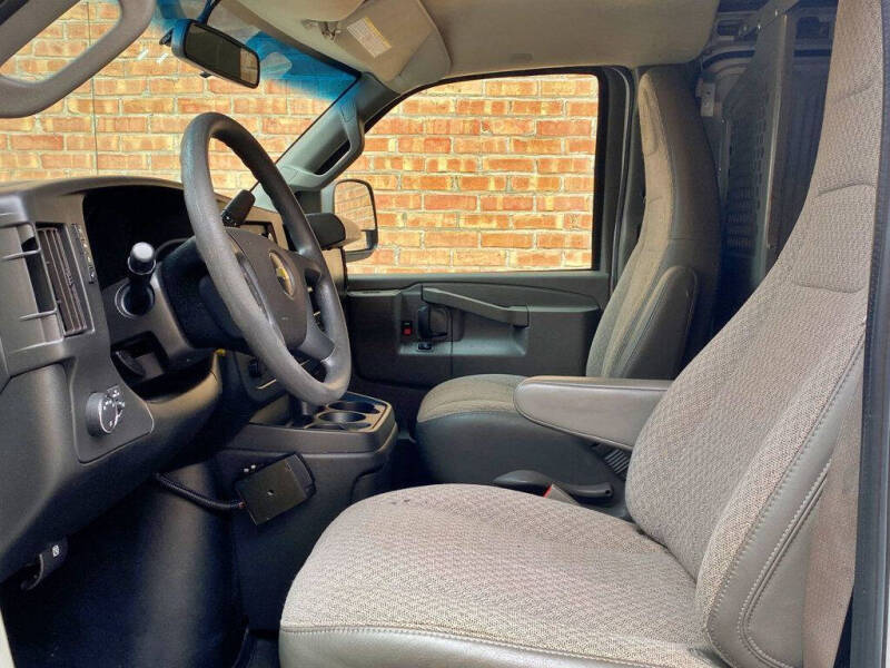 2019 Chevrolet Express 2500