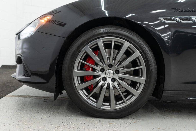 2022 Maserati Ghibli Modena Q4