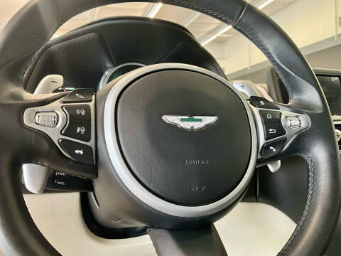 2018 Aston Martin DB11 V12