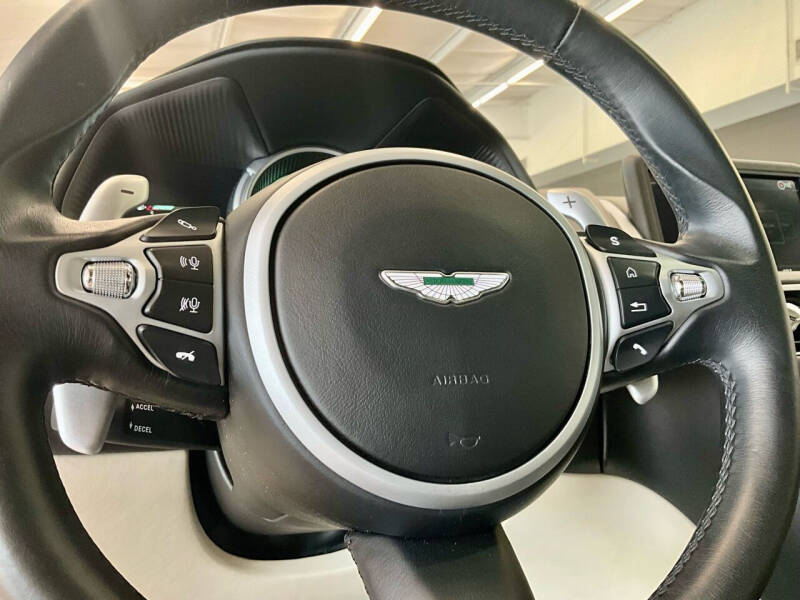 2018 Aston Martin DB11 V12