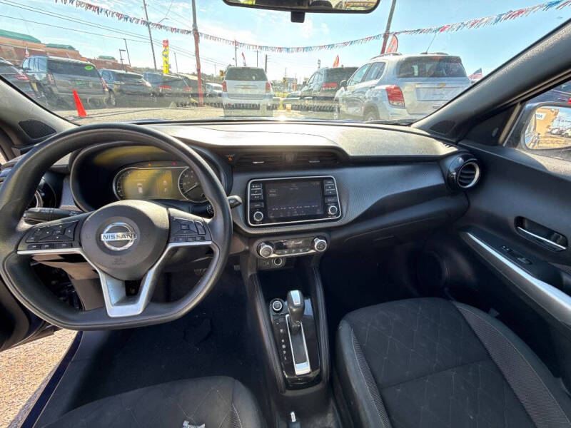 2019 Nissan Kicks SV