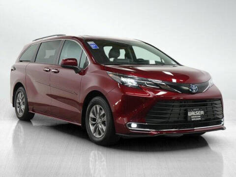 2024 Toyota Sienna XLE 7-Passenger