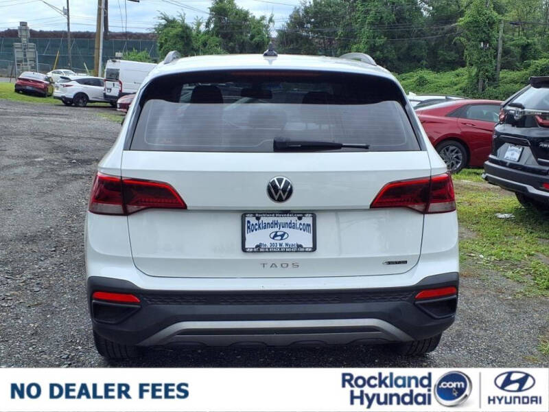 2022 Volkswagen Taos S 4Motion