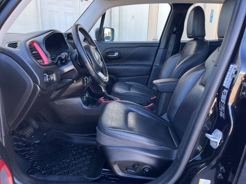 2016 Jeep Renegade Trailhawk