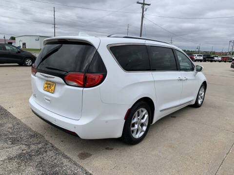 2018 Chrysler Pacifica Touring L Plus