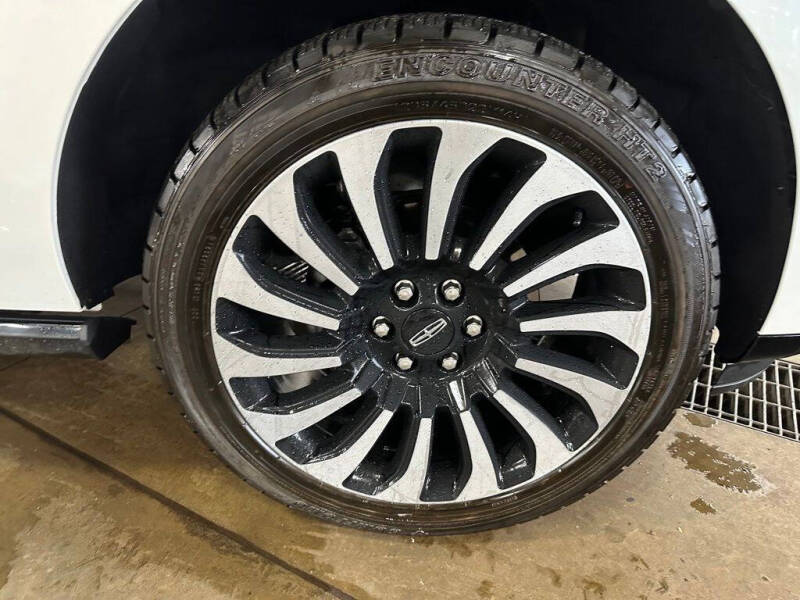 2023 Lincoln Navigator L Black Label