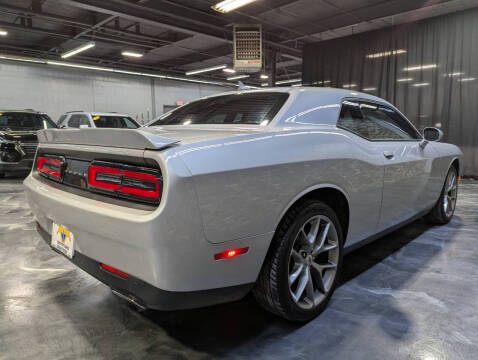 2022 Dodge Challenger SXT