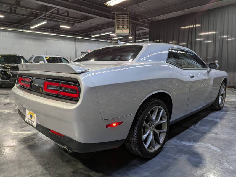 2022 Dodge Challenger SXT
