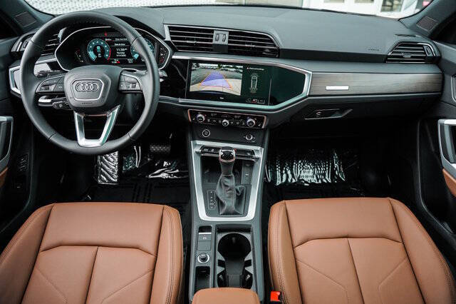 2025 Audi Q3 quattro S line Premium 45 TFSI