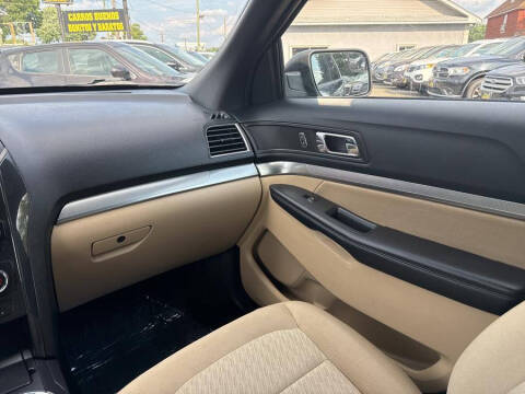 2016 Ford Explorer