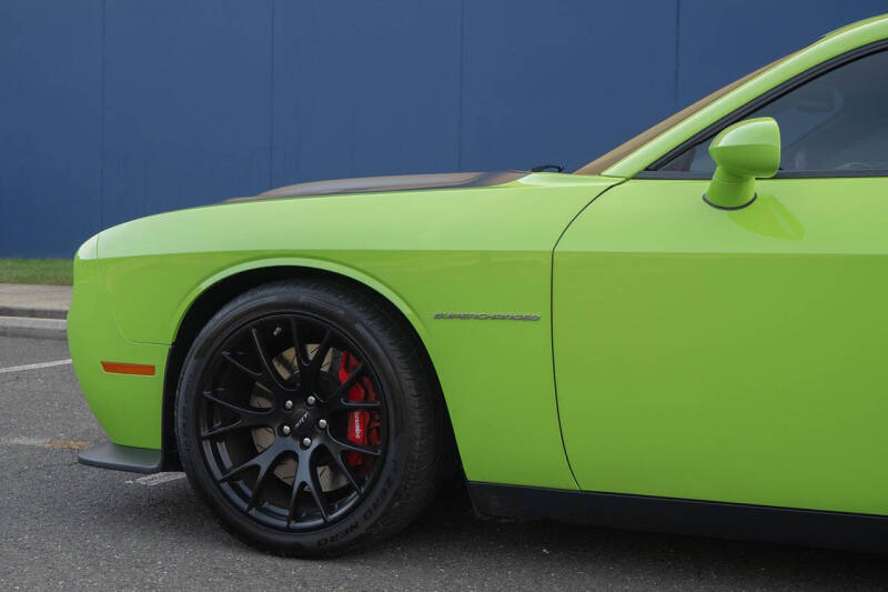 2015 Dodge Challenger SRT Hellcat