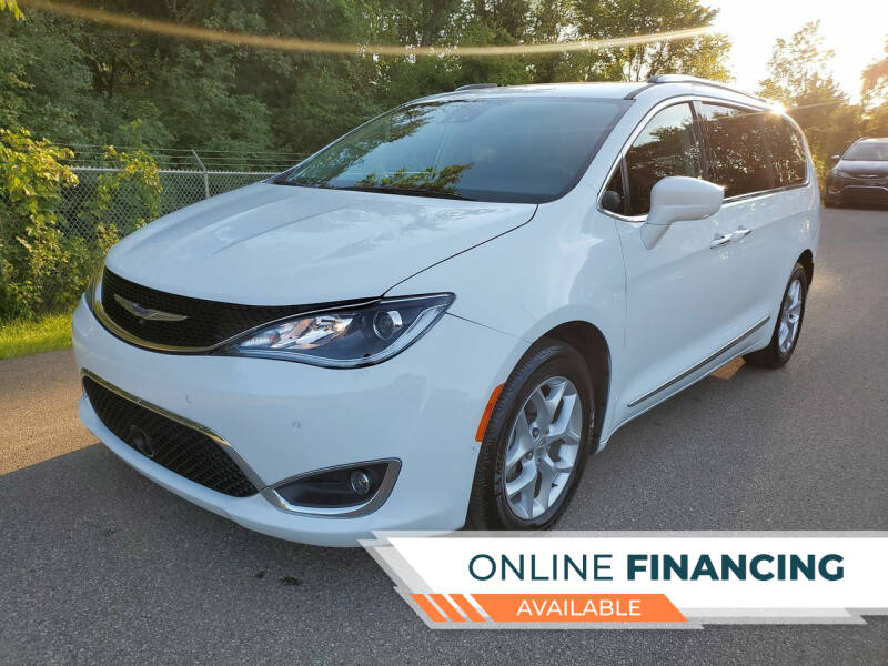 2017 Chrysler Pacifica for sale at Ace Auto in Shakopee MN
