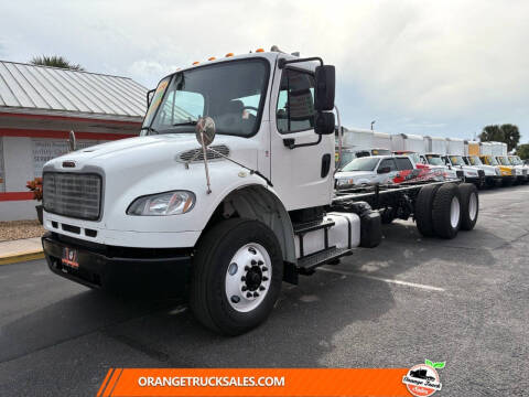2016 Freightliner M2 106