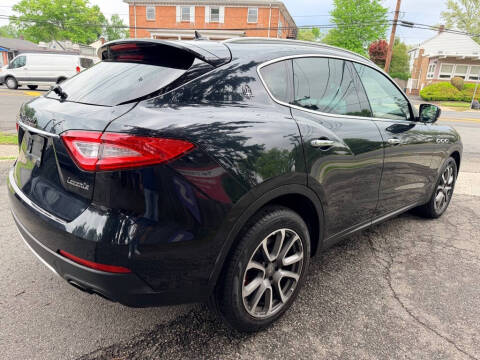 2017 Maserati Levante S