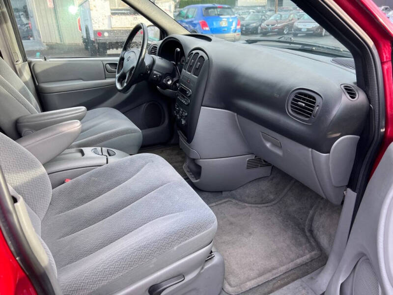 2004 Dodge Grand Caravan SXT