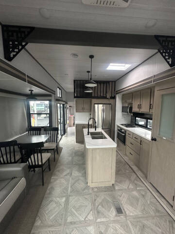 2023 Forest River Wildwood 42FLDL