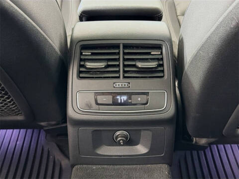 2021 Audi A4 quattro Premium 40 TFSI