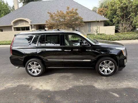 2017 Cadillac Escalade Premium Luxury