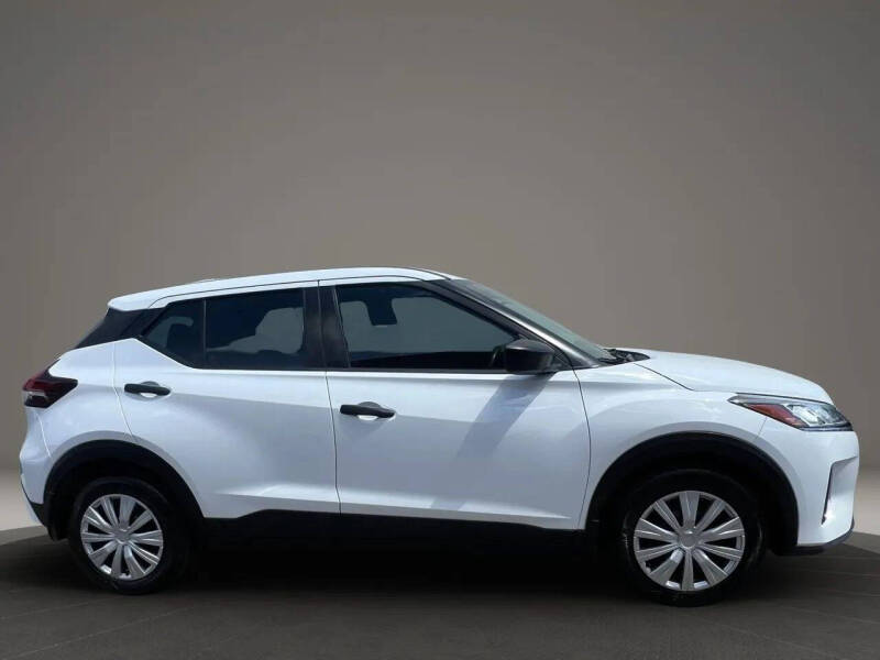 2023 Nissan Kicks S