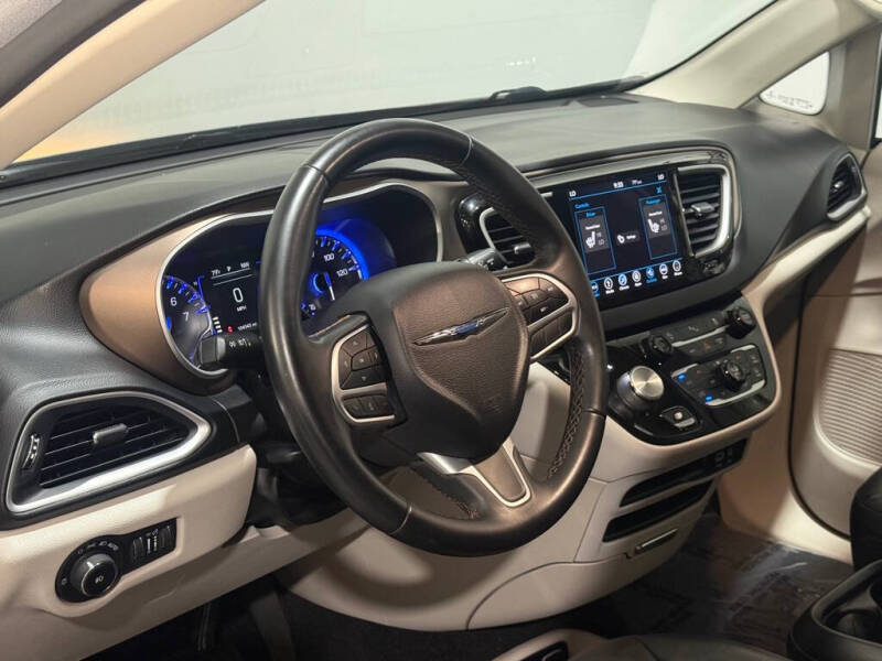 2018 Chrysler Pacifica Touring L
