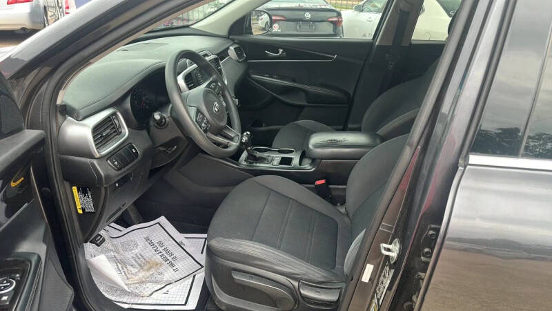 2016 Kia Sorento LX