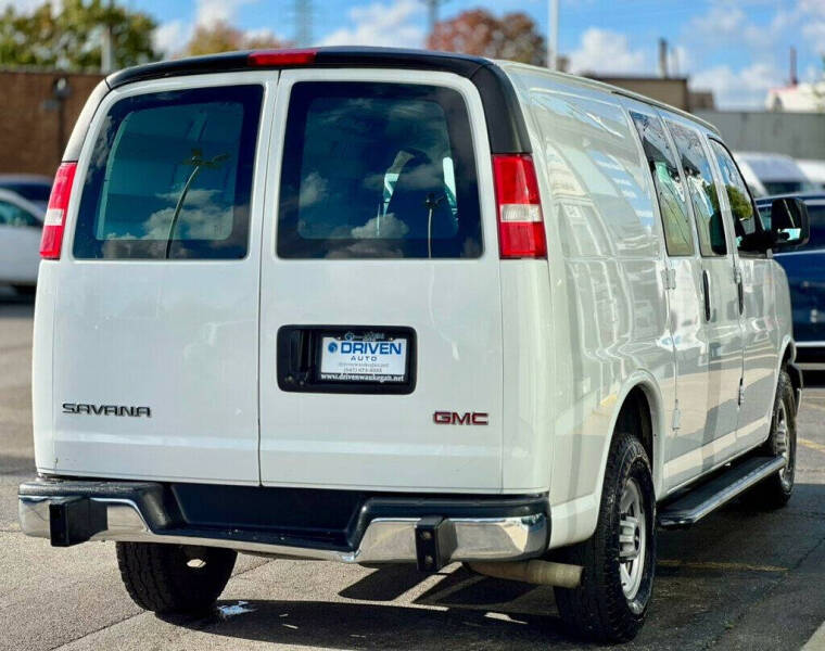 2020 GMC Savana 2500