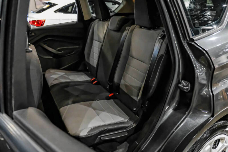 2019 Ford Escape S