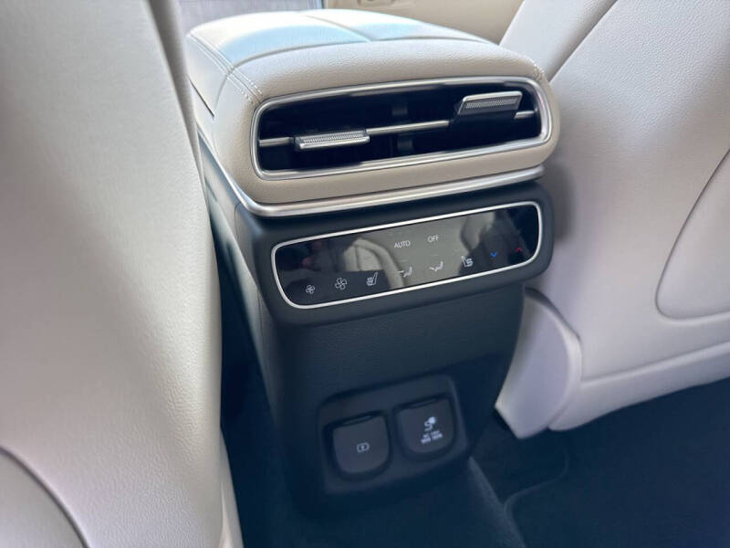 2026 Genesis GV80 2.5T Prestige