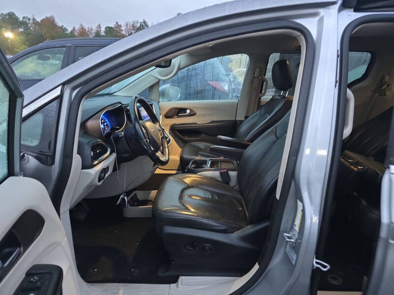 2017 Chrysler Pacifica Touring Plus