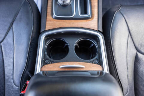 2017 Chrysler 300 C Platinum