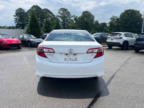 2014 Toyota Camry LE