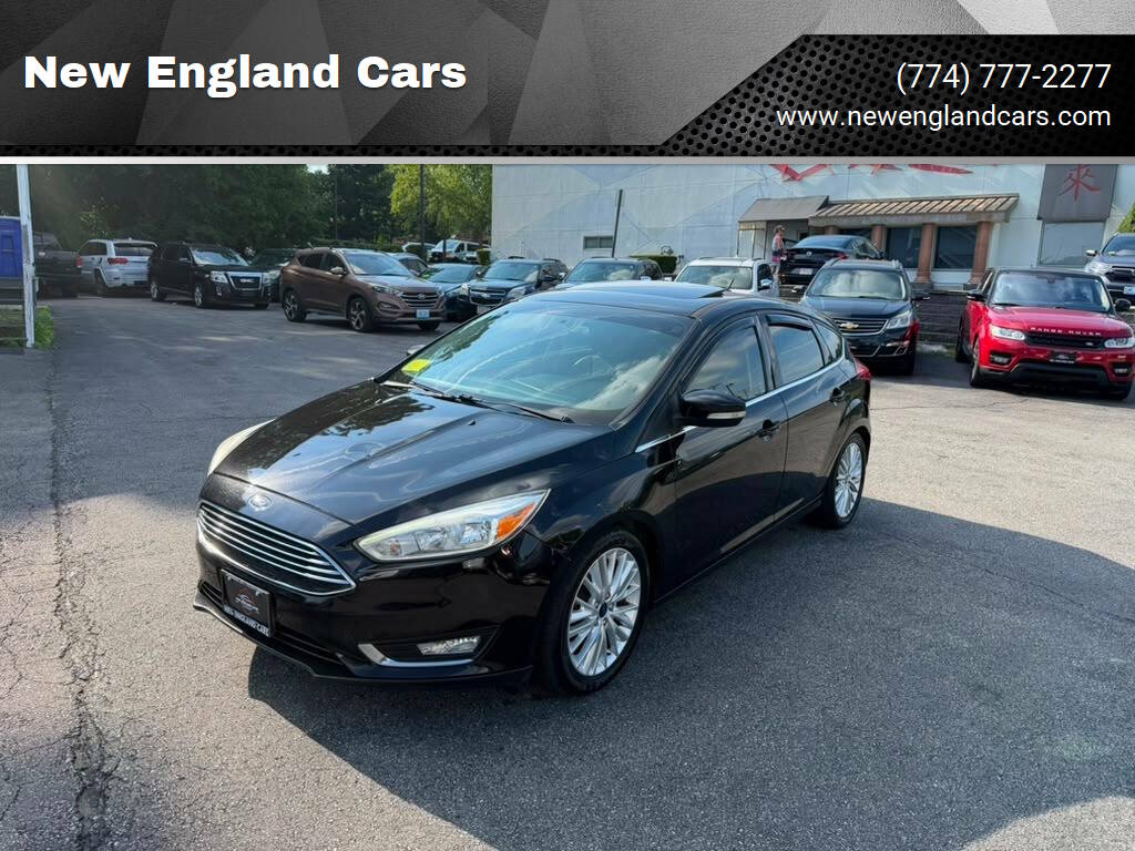 Black 2017 Ford Focus Hatchback Front-Wheel Drive 6-Speed Automatic