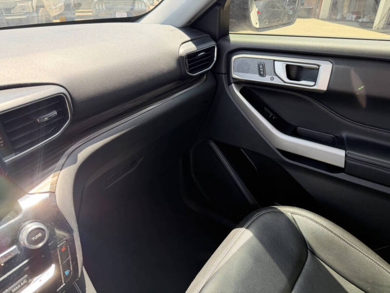2022 Ford Explorer Limited