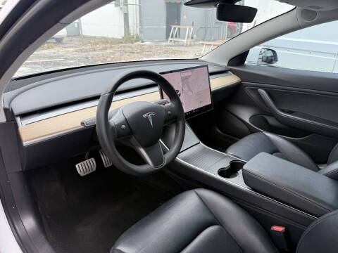 2020 Tesla Model 3 Performance
