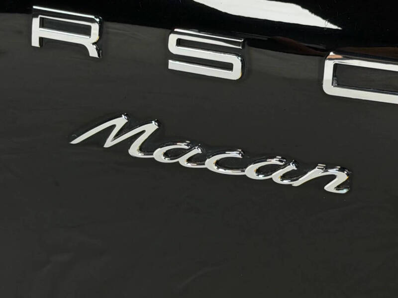 2018 Porsche Macan
