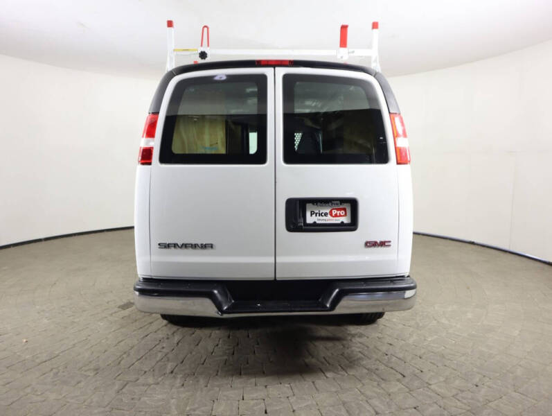 2020 GMC Savana 2500