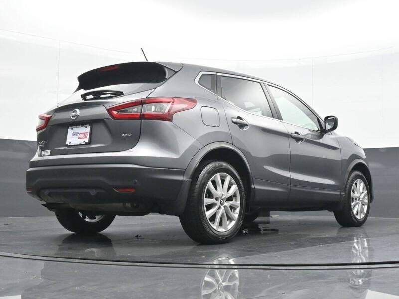 2022 Nissan Rogue Sport S