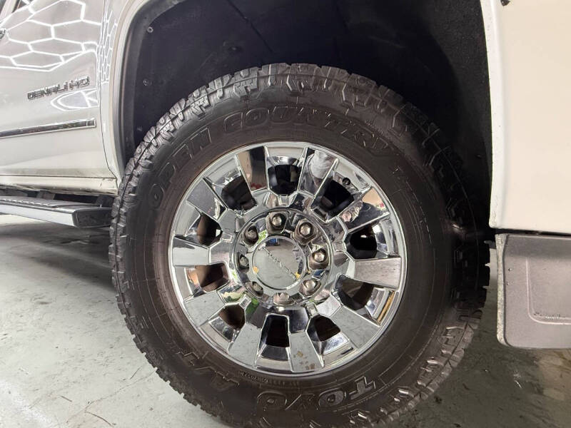 2016 GMC Sierra 2500HD Denali