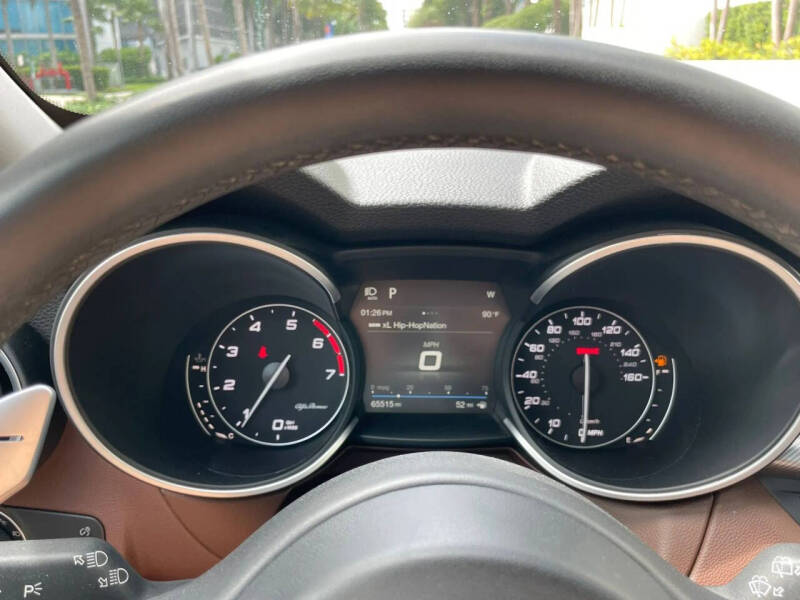 2018 Alfa Romeo Stelvio Sport