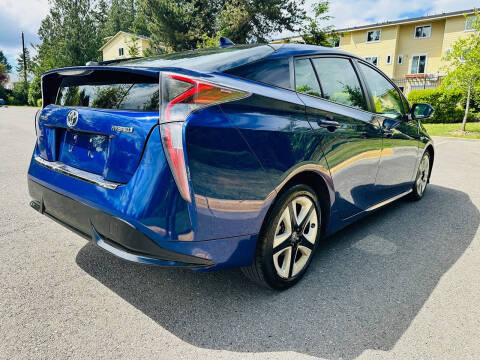 2016 Toyota Prius Four Touring