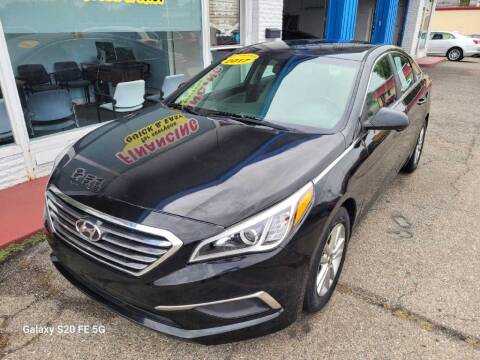2017 Hyundai Sonata for sale at AutoMotion Sales in Franklin OH