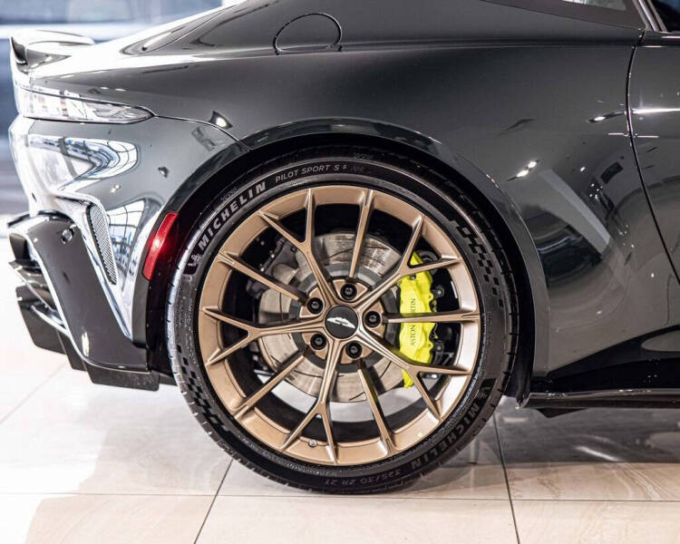 2026 Aston Martin Vantage S