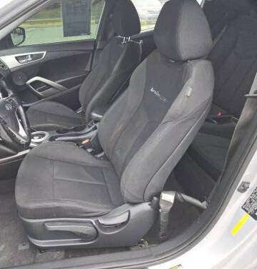 2017 Hyundai Veloster