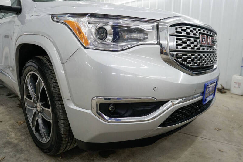 2017 GMC Acadia Denali