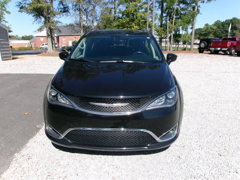 2017 Chrysler Pacifica Touring-L