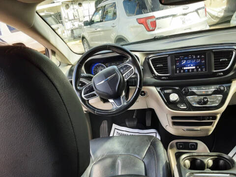 2020 Chrysler Pacifica Touring L