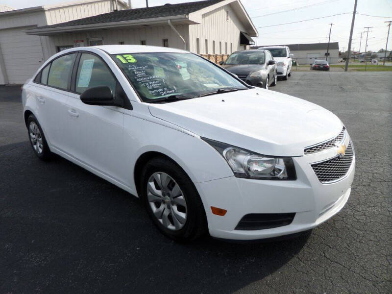 2013 Chevrolet Cruze LS photo 5