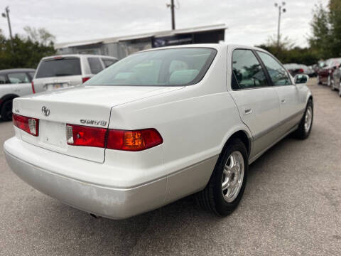2001 Toyota Camry LE