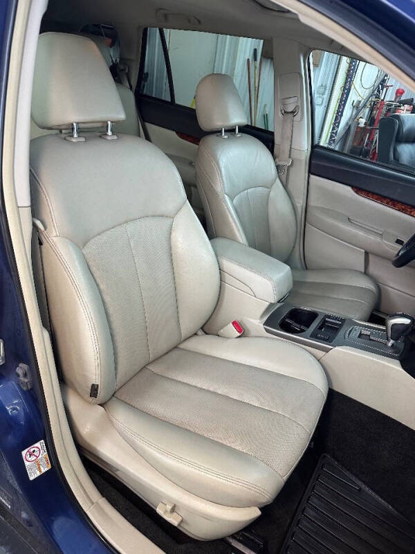 2011 Subaru Outback 3.6R Limited